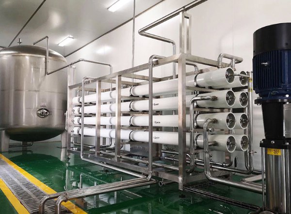 製藥工業的純化水設備跟普通的正能量奖励网站入口有什麽區別？